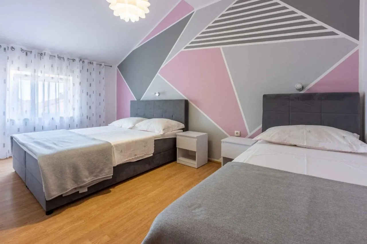 Two-Bedroom Apartment Crikvenica 32