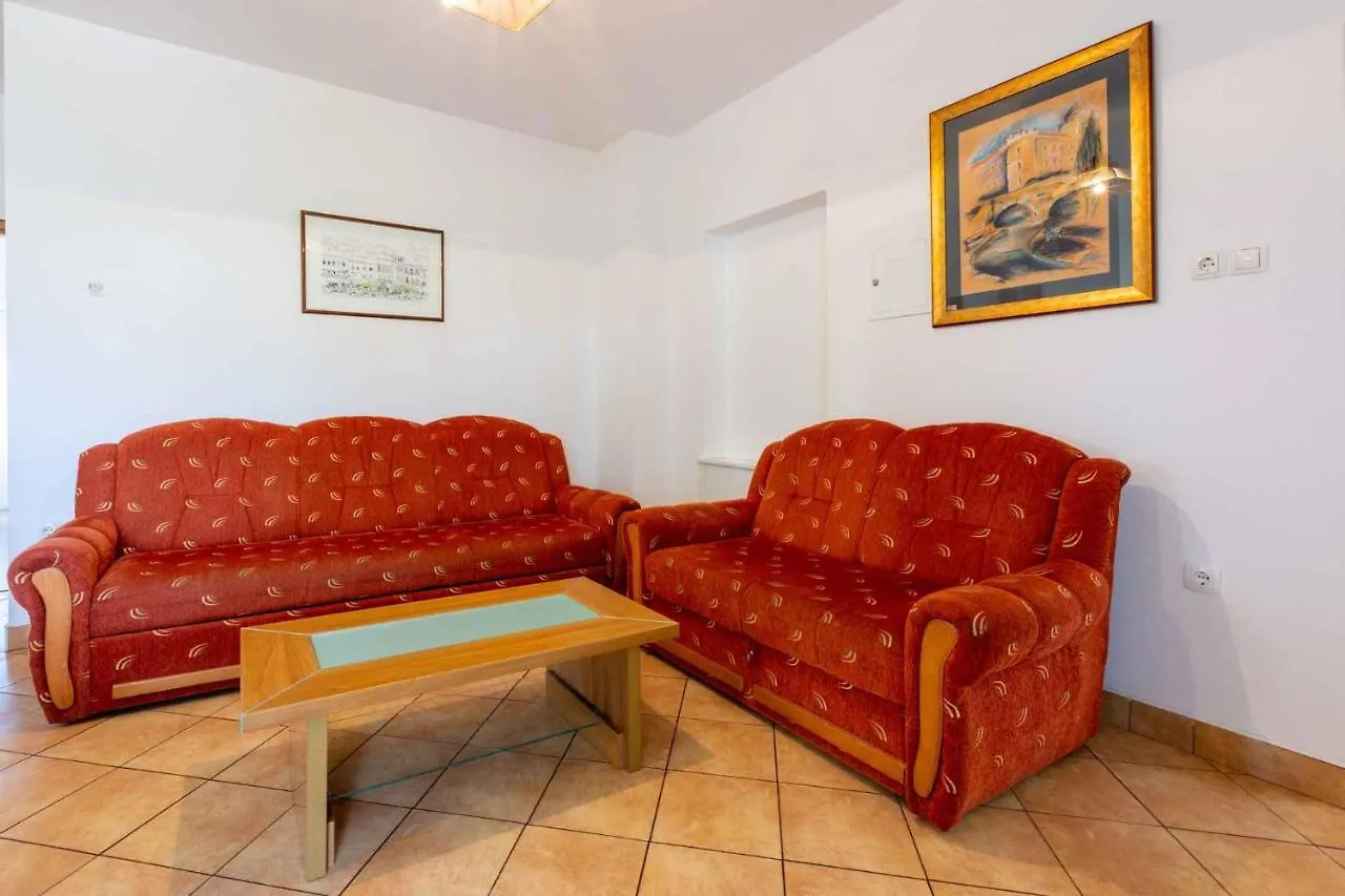 Two-Bedroom Apartment Crikvenica 32