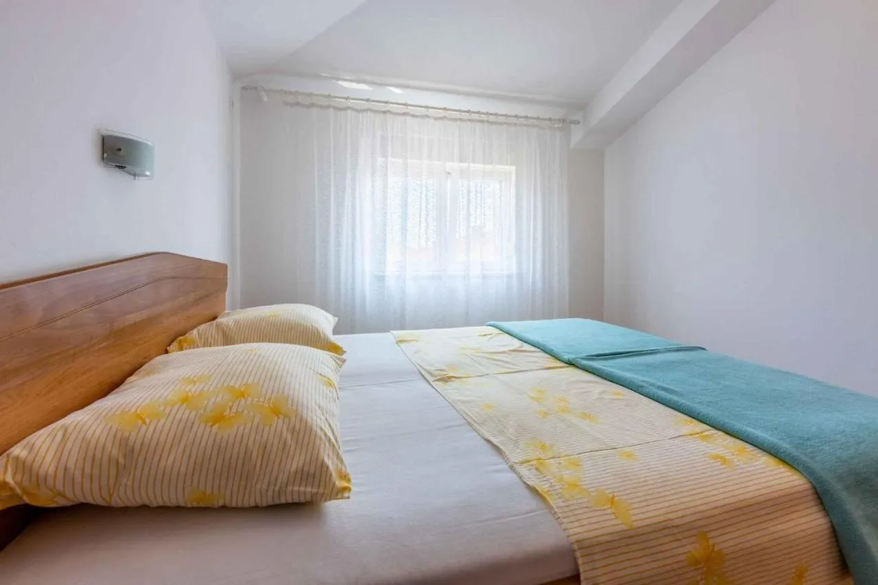 Two-Bedroom Apartment Crikvenica 32