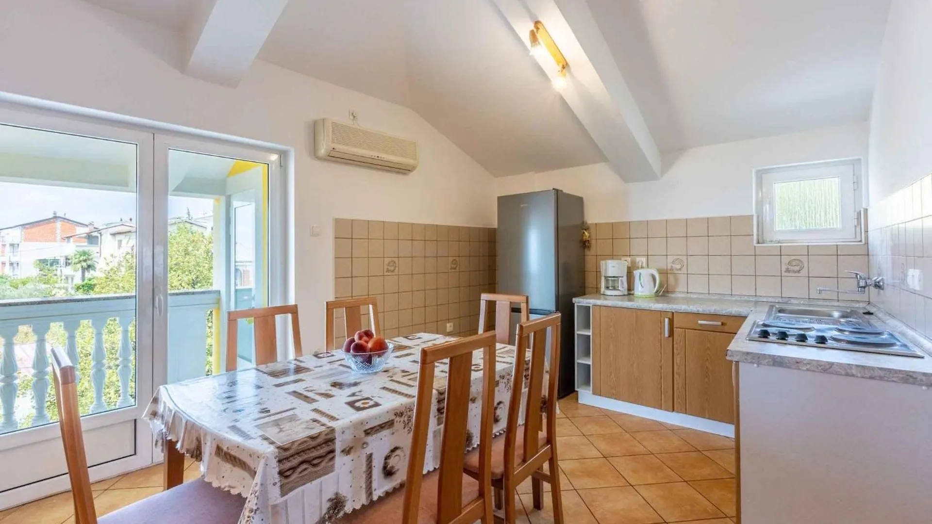Two-Bedroom Apartment Crikvenica 32 0*,