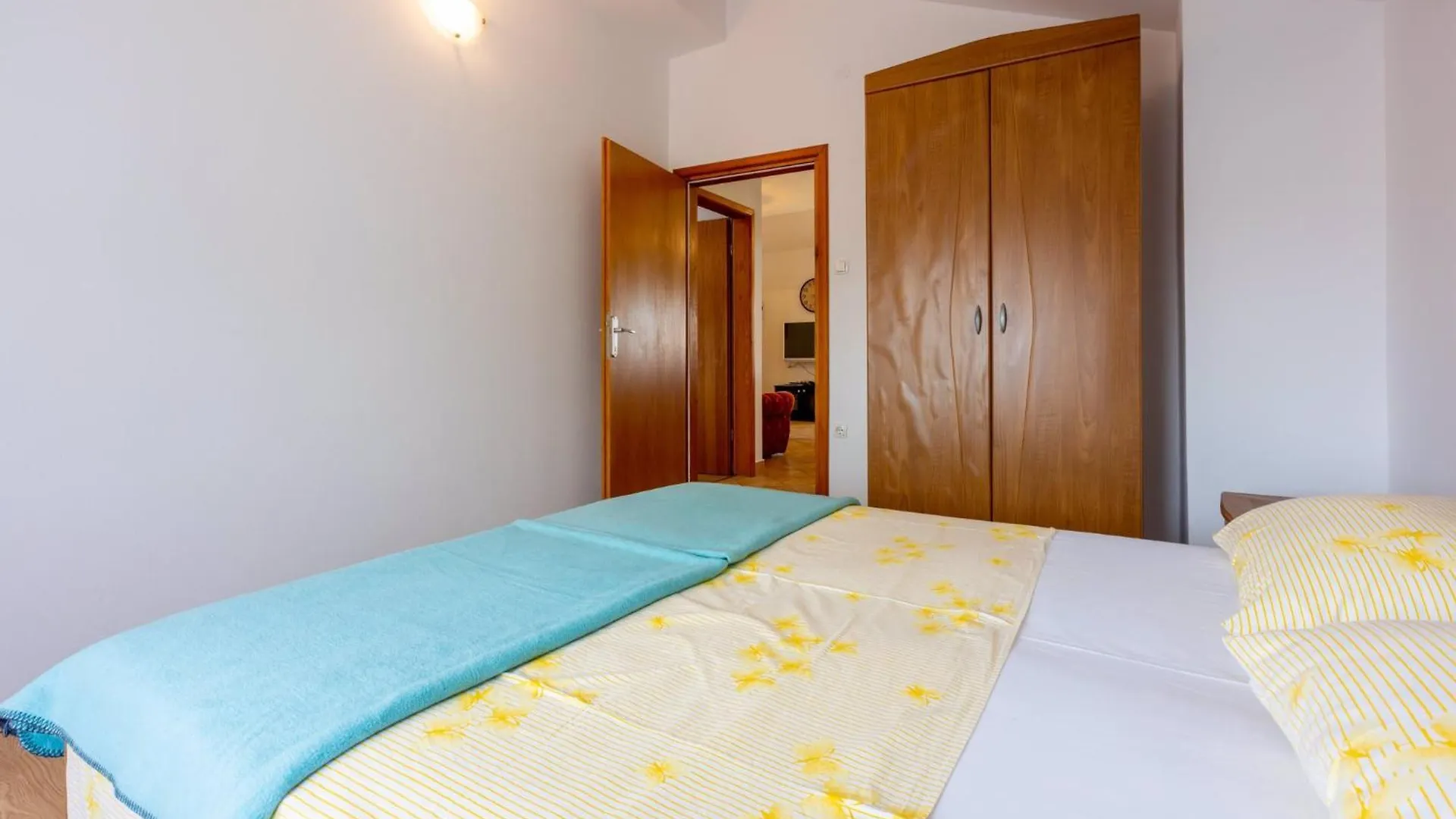 Two-Bedroom Apartment Crikvenica 32 0*,